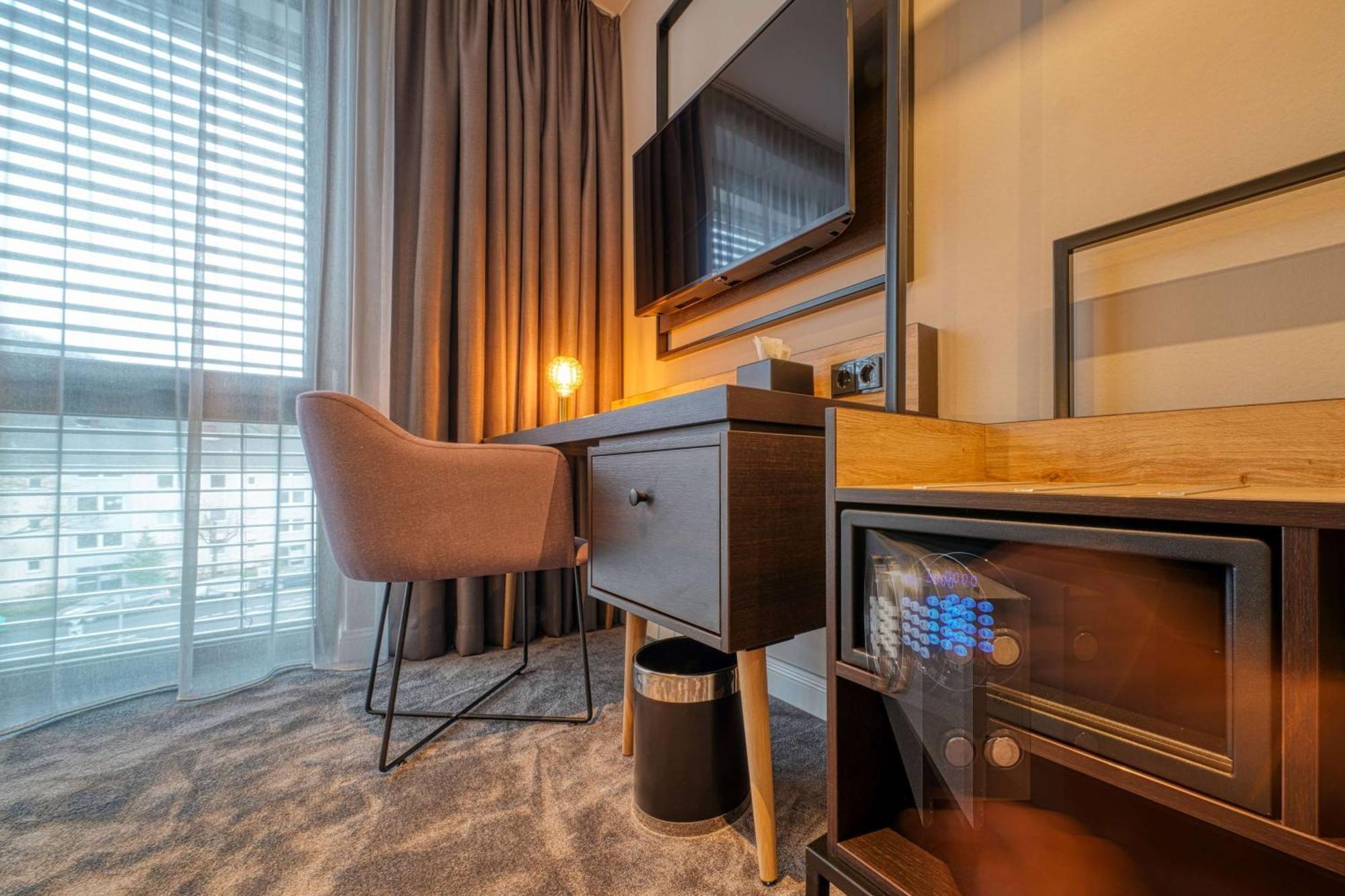 Vienna House Easy By Wyndham Bonn City Dış mekan fotoğraf